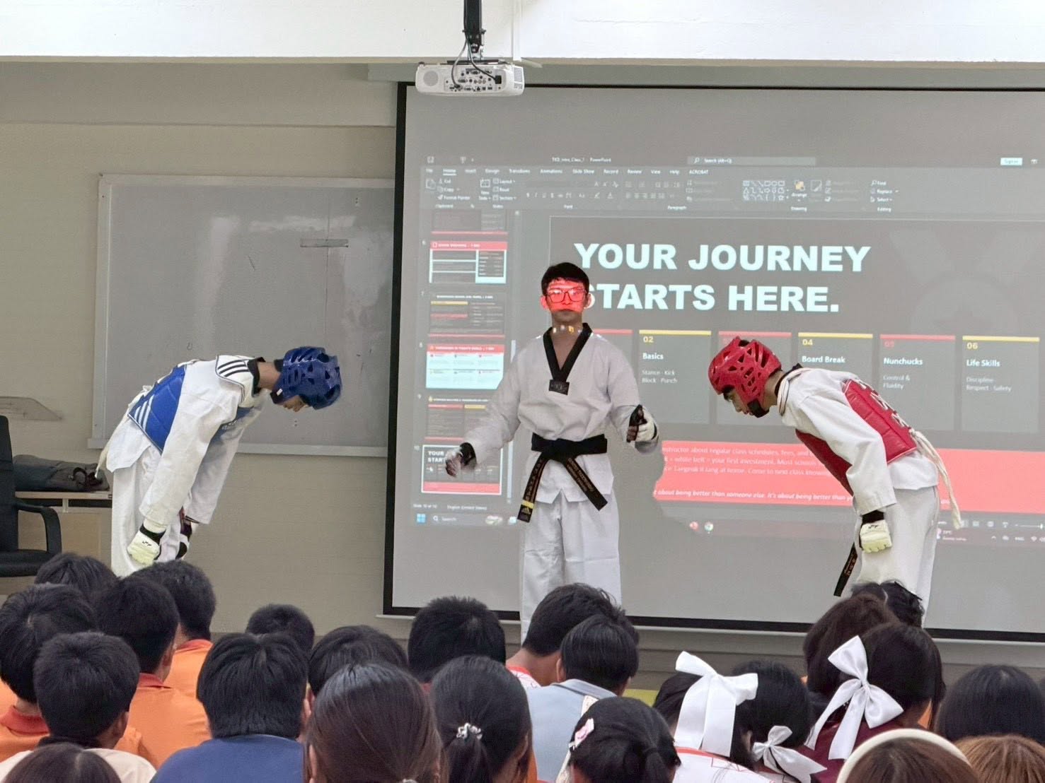 กิจกรรมพิเศษเสริมสร้างทักษะและแรงบันดาลใจให้กับนักเรียนแผนกมัธยมศึกษา